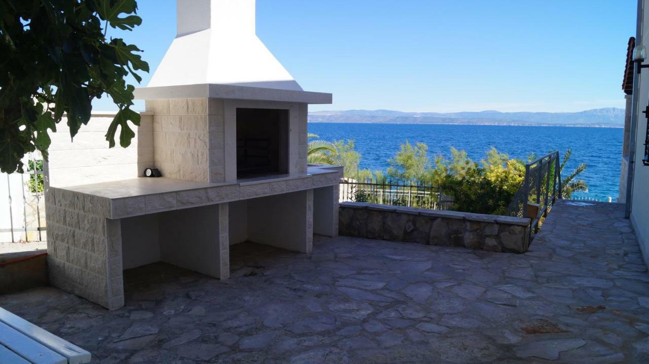 Schoenes Ferienhaus Direkt Am Meer Stomorska Extérieur photo
